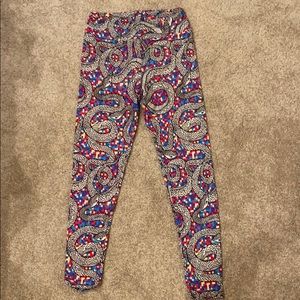 Cozy Lularoe leggings!